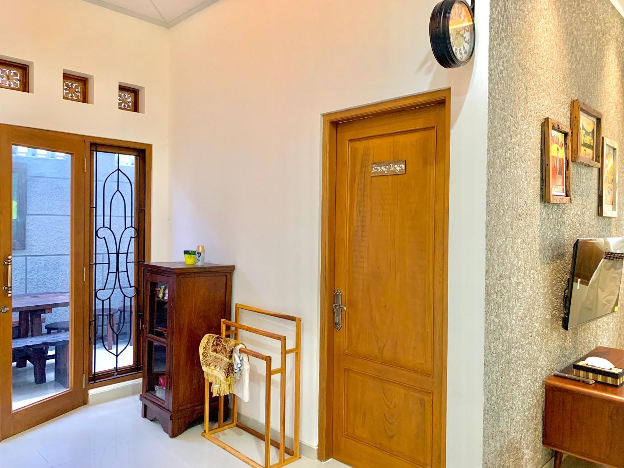 Omah Tabon Jogja - Close To Malioboro Джок'якарта Екстер'єр фото