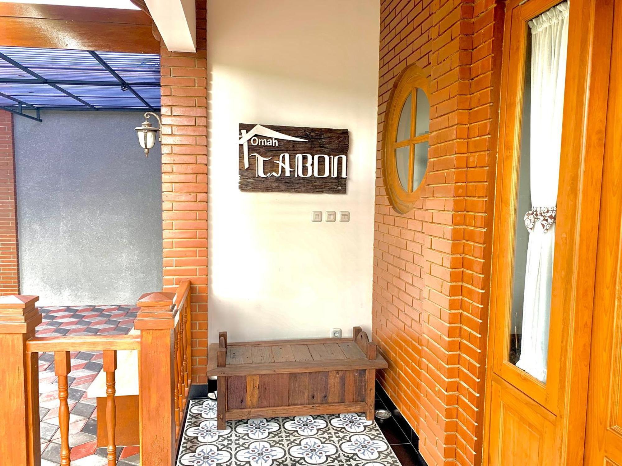 Omah Tabon Jogja - Close To Malioboro Джок'якарта Екстер'єр фото